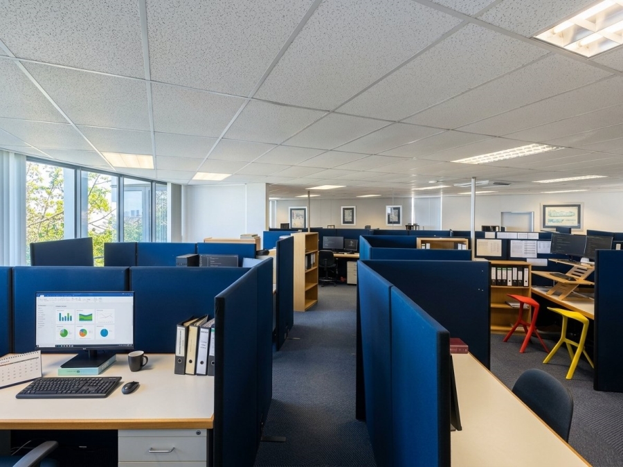 To Let Commercial Property for Rent in Plattekloof Western Cape